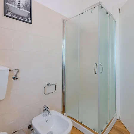3 Rooms, 15 Minuti Da Malpensa, Parking, Self Check In אולג'ו
